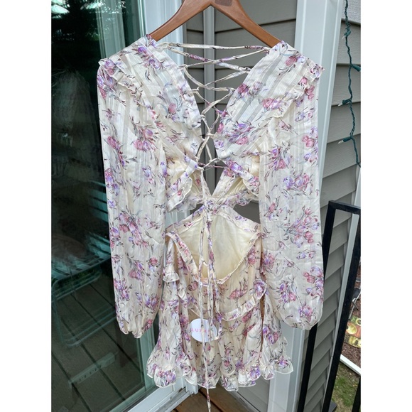 Vici Envision Ruffle Lace Up Romper - Picture 7 of 7